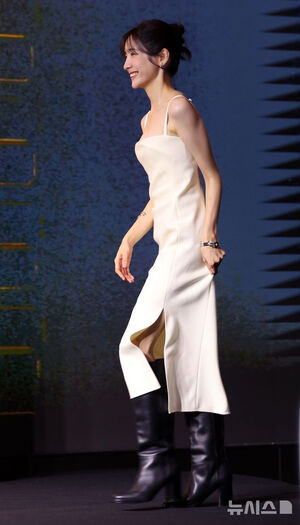 【フォト】パク・ジヒョン、目が離せない優雅なスタイル