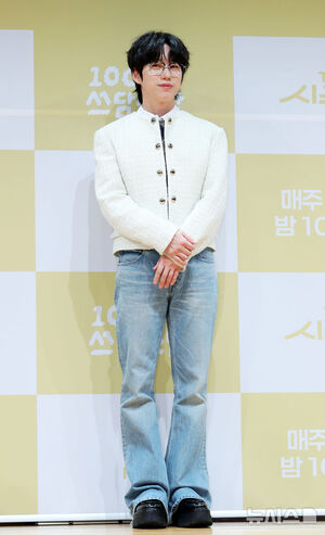 【フォト】「ファイト」を叫ぶ『10CMのなでなで』のキャストと制作陣