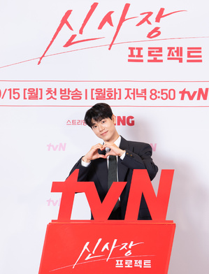 【フォト】ハン・ソッキュ＆ペ・ヒョンソン＆イ・レ、『シン社長プロジェクト』の主役たち