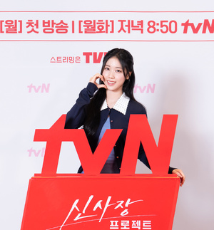 【フォト】ハン・ソッキュ＆ペ・ヒョンソン＆イ・レ、『シン社長プロジェクト』の主役たち