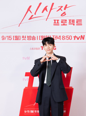 【フォト】ハン・ソッキュ＆ペ・ヒョンソン＆イ・レ、『シン社長プロジェクト』の主役たち