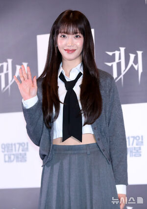 【フォト】ムン・チェウォン＆ MAMAMOOソラがホラー・クイーンに…「映画『鬼市』見てね」