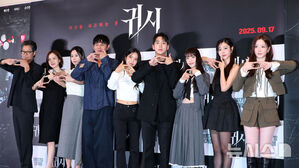 【フォト】ムン・チェウォン＆ MAMAMOOソラがホラー・クイーンに…「映画『鬼市』見てね」