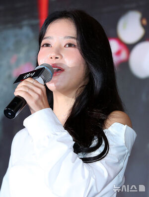 【フォト】ムン・チェウォン＆ MAMAMOOソラがホラー・クイーンに…「映画『鬼市』見てね」