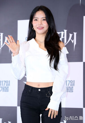 【フォト】ムン・チェウォン＆ MAMAMOOソラがホラー・クイーンに…「映画『鬼市』見てね」