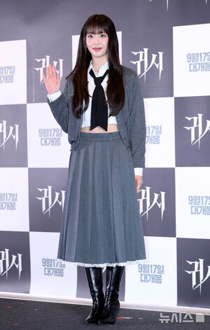 【フォト】ムン・チェウォン＆ MAMAMOOソラがホラー・クイーンに…「映画『鬼市』見てね」