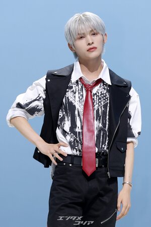 【フォト】ALL(H)OURS、新譜「VCF」発売