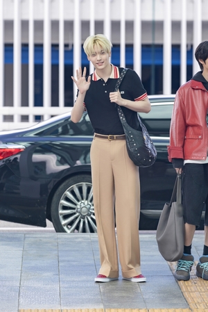 【フォト】TXTスビン、高級感あるフライトコーデで渡米