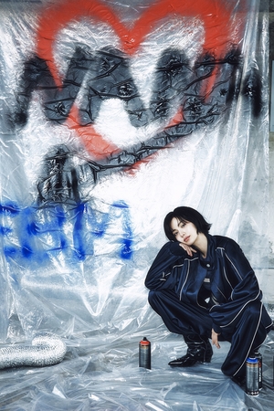 【フォト】ナナ、強烈＆洗練されたスタイルを提案…E.B.M秋キャンペーン公開