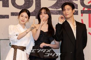 【フォト】シン・イェウン＆キム・ダミ＆ホ・ナムジュン、『100番の思い出』はつらつフォトタイム