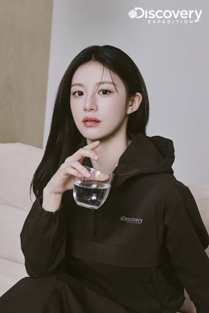 【フォト】コ・ユンジョン、カジュアルなセットアップ姿で際立つ美しさ