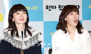 【フォト】20年前に公開の日本映画『リンダ リンダ リンダ』…韓国に集結したキャストたち