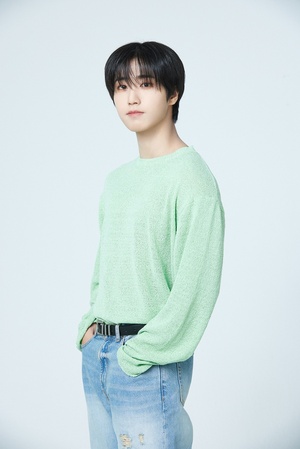 Stray Kidsハン、25歳の誕生日を迎え1億ウォン寄付 「大きな力と勇気になるよう願っている」