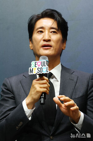 【フォト】ソウル市名誉市長に任命されたシン・ヒョンジュン＆チョン・ジュノ＆金軟景