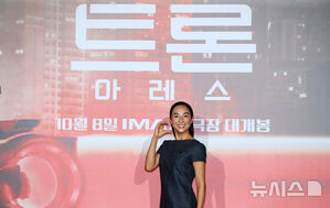 【フォト】来韓した韓国系女優グレタ・リー