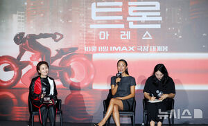 【フォト】来韓した韓国系女優グレタ・リー