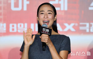 【フォト】来韓した韓国系女優グレタ・リー