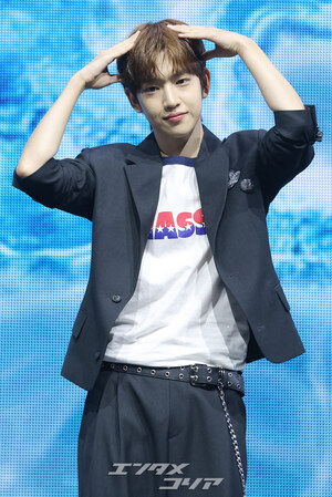 【フォト】IDID、ドキドキのデビュー先行公演