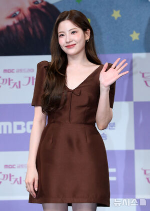 【フォト】チョ・アラム、愛らしいスタイル