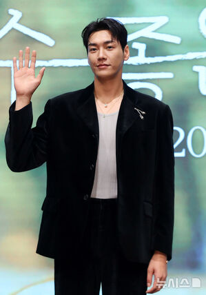 【フォト】パク・ヨンウ＆イ・ヨンエ＆キム・ヨングァン、『ウンスのいい日』の主役たち