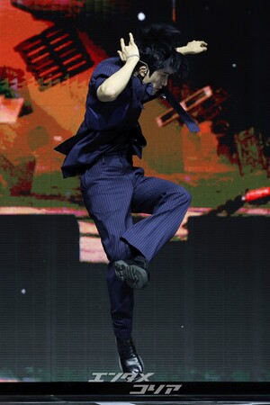 【フォト】新譜「LOST」を披露するLUN8