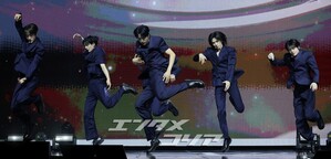 【フォト】新譜「LOST」を披露するLUN8