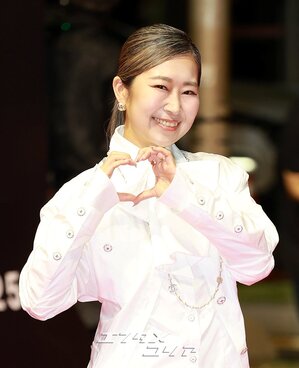 【フォト】『KPOPガールズ！　デーモン・ハンターズ』のマギー・カン監督登場＝釜山映画祭