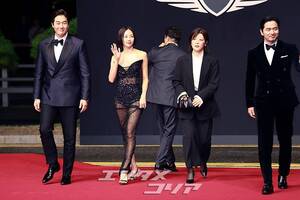 【フォト】ユ・ジテ＆クム・セロク＆イ・ジヌク「映画で会いましょう」＝釜山映画祭