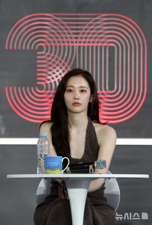 【フォト】オープントークを終えた『プロジェクトY』ハン・ソヒ＆チョン・ジョンソ＆OH MY GIRLユア＝釜山映画祭