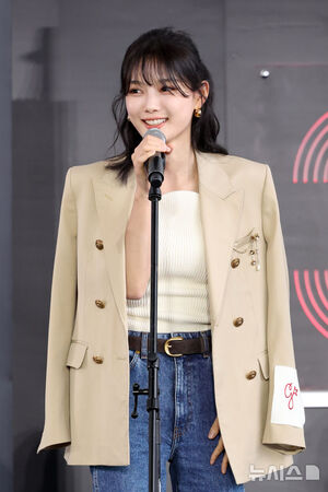 【フォト】キム・ユジョン×キム・ヨンデ×キム・ドフンら、『親愛なるX』舞台あいさつに出席