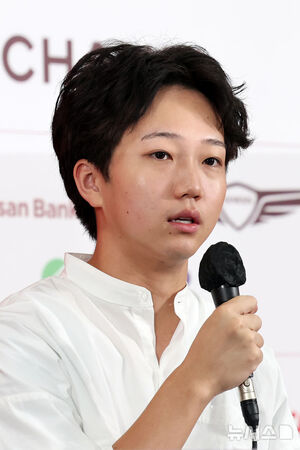 【フォト】シム・ウンギョン＆髙田万作、『旅と日々』記者会見に出席＝釜山映画祭