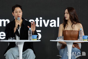 【フォト】チョン・ウ×チョン・スジョン×シン・スンホ　映画『チャング』BIFFオープントーク＝釜山映画祭