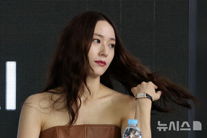 【フォト】チョン・ウ×チョン・スジョン×シン・スンホ　映画『チャング』BIFFオープントーク＝釜山映画祭