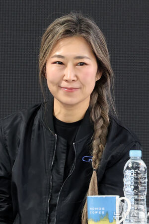 【フォト】オープントークに出席した『KPOPガールズ！　デーモン・ハンターズ』マギー・カン監督＝釜山映画祭