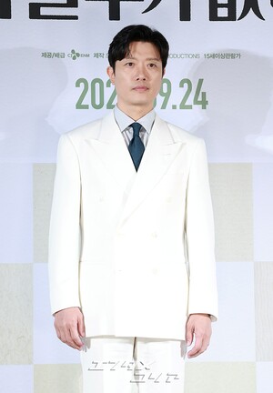 【フォト】イ・ビョンホン＆ソン・イェジン＆パク・ヒスン＆イ・ソンミン＆ヨム・へラン、『仕方ない』のキャストたち