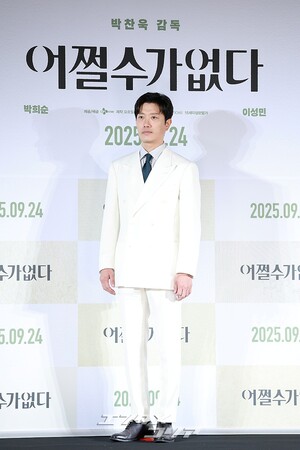 【フォト】イ・ビョンホン＆ソン・イェジン＆パク・ヒスン＆イ・ソンミン＆ヨム・へラン、『仕方ない』のキャストたち