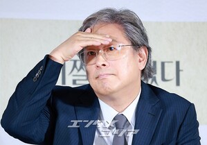 【フォト】イ・ビョンホン＆ソン・イェジン＆パク・ヒスン＆イ・ソンミン＆ヨム・へラン、『仕方ない』のキャストたち