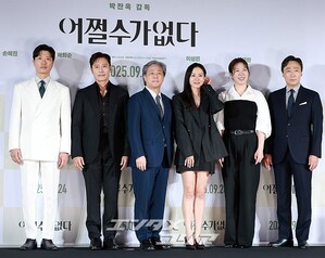 【フォト】イ・ビョンホン＆ソン・イェジン＆パク・ヒスン＆イ・ソンミン＆ヨム・へラン、『仕方ない』のキャストたち