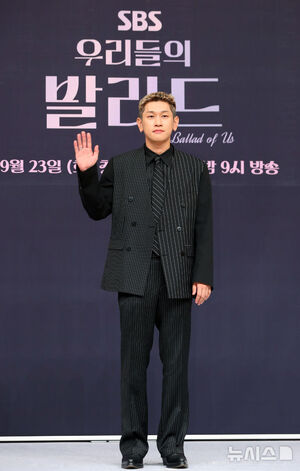 【フォト】チョン・ヒョンム＆チャ・テヒョン＆チョン・ジェヒョンら「『私たちのバラード』見てね」