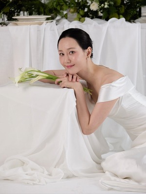 【フォト】イ・ユヨン「夫の顔を公開したくなった」結婚式写真＆ウエディング写真