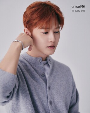 【フォト】ドヨン＆ミンホ＆ショウタロウ＆スホ＆ユリらSM所属アーティスト11人、ユニセフ・キャンペーンに参加