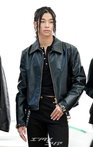 【フォト】ALLDAY PROJECT、新人らしからぬオーラ振りまきミラノへ