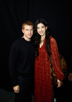 【フォト】Stray Kidsスンミンとチョン・ウンチェ、BURBERRYのショーに出席