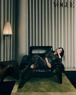 【フォト】ソン・ヘギョ、息をのむ魅惑的な姿…まさに国宝級の美しさ