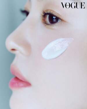 【フォト】ソン・ヘギョ、息をのむ魅惑的な姿…まさに国宝級の美しさ