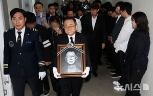 【フォト】『ギャグコンサート』収録現場でもチョン・ユソンさんに「お別れ」