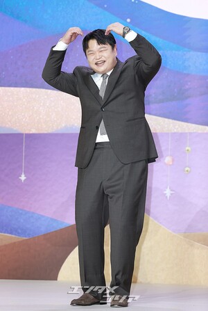 【フォト】笑いのエネルギーあふれるコ・ギュピル