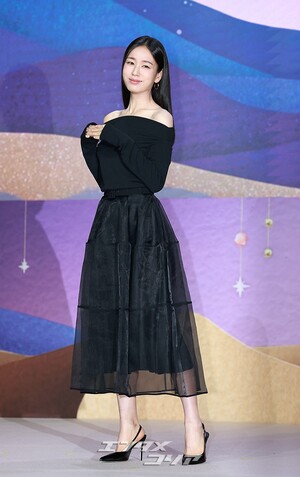 【フォト】アン・ウンジン、優雅な肩のライン