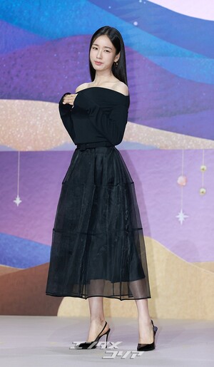 【フォト】アン・ウンジン、優雅な肩のライン