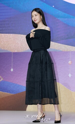 【フォト】アン・ウンジン、優雅な肩のライン